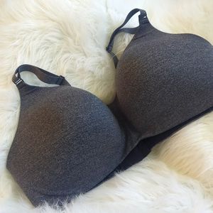 TORRID Curve NWOT Gray 42DDD Lightly Padded, Lined, Super Comfortable Bra